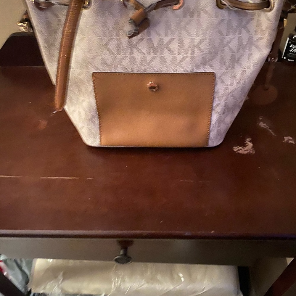 Purse - Picture 3 of 4